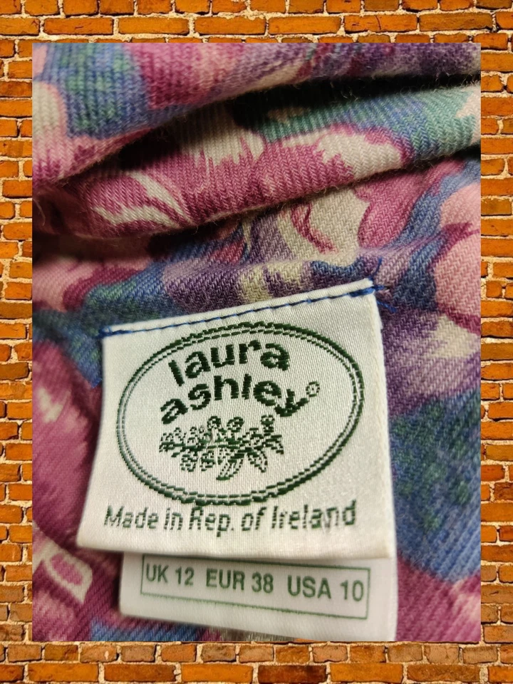 VINTAGE LAURA ASHLEY DRESS SIZE UK 12 WOOL COTTON FLORAL V NECK IRELAND - Image 4 of 4