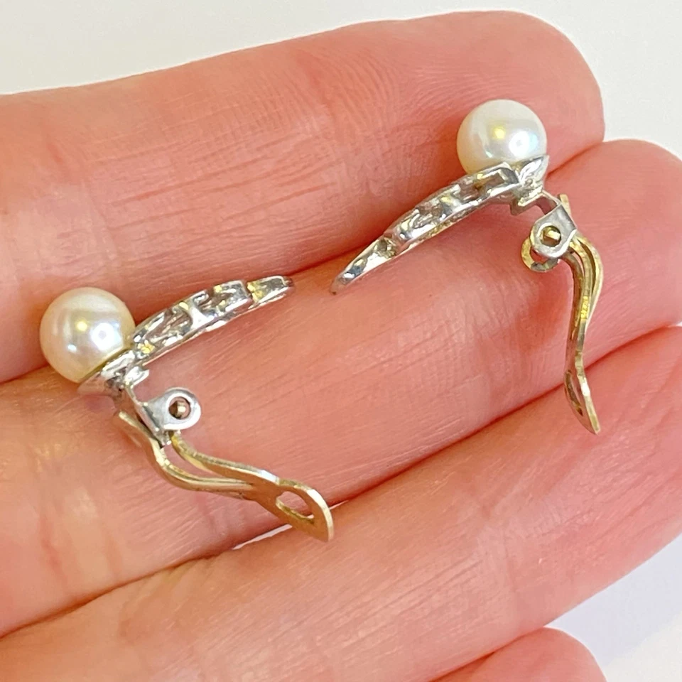 14k White Gold Akoya Cultured Pearl Earrings Vintage Clip On Leaf Fine Jewelry - Image 3 of 4
