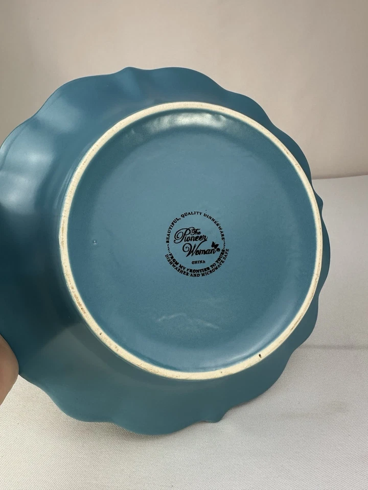 Tigela Pioneer Woman Paige Salada/Macarrão Azul Denim Floral Babado SOPA CEREAL - Imagem 3 de 4