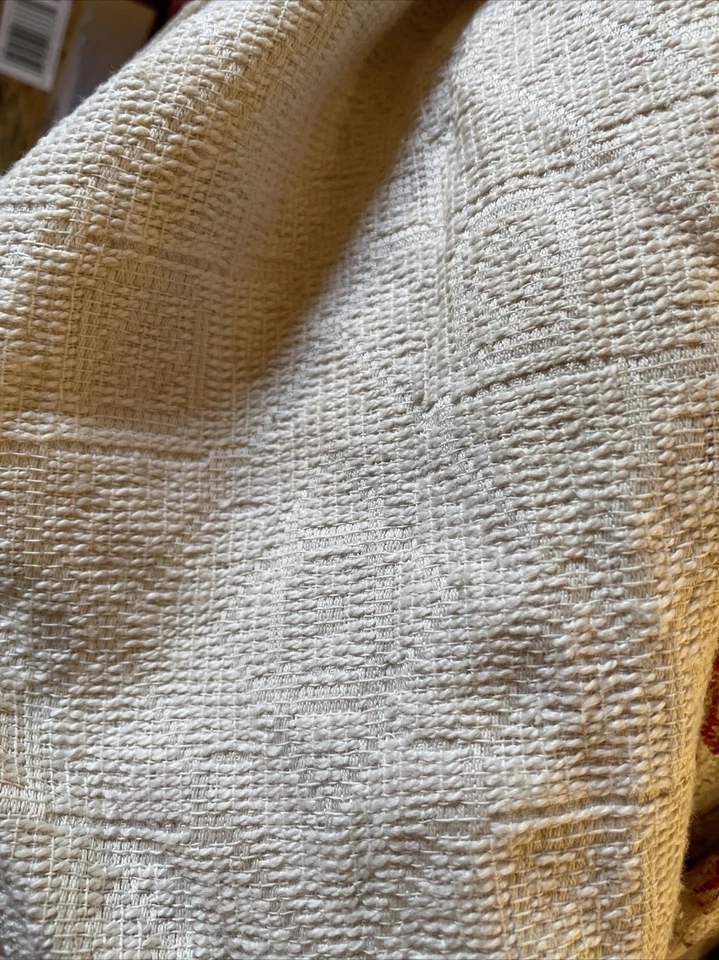 Fondo Beige PRE-ACOLCHADO Floral 8 Yardas Algunos Desvanecimientos Prelavado Foto 3 de 4