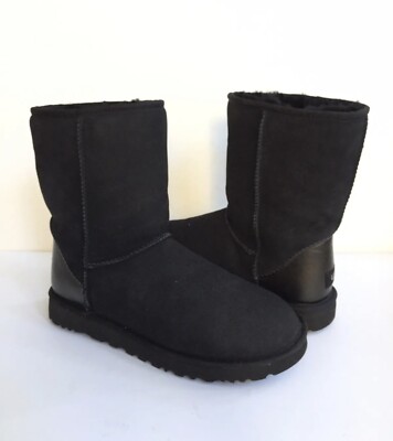 【新品】UGG W CLASSIC SHORT ブラック UGG CLASSIC SHORT II METALLIC BLACK SHEEPSKIN BOOT US 9/UK 7- NEW