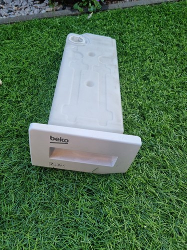 Trockner Beko DPS 7205 W3 Wassertank Tank Wärmepumpentrockner