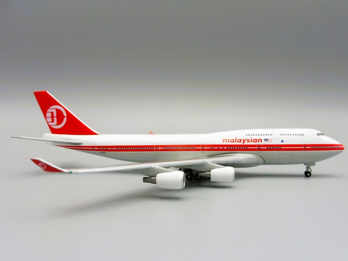 Malaysia Airlines Boeing 747-400 1/500 Herpa 529679 747 Berhad