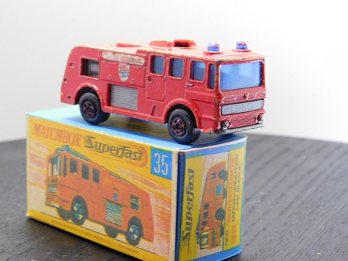 Camión de Bomberos Lesney Matchbox Serie Nº 35 A Merriweather Con Caja Repro - Imagen 3 de 7