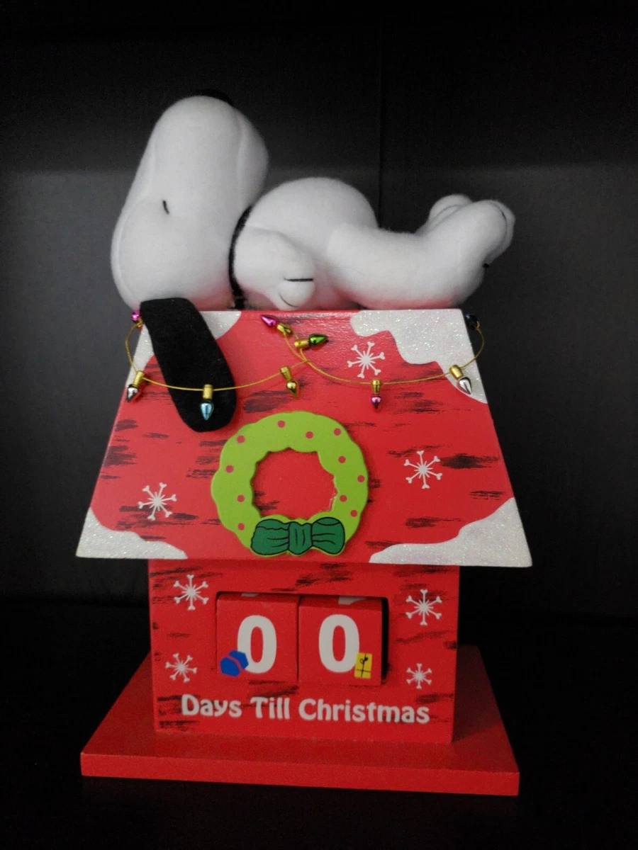 Snoopy Yard Christmas Countdown