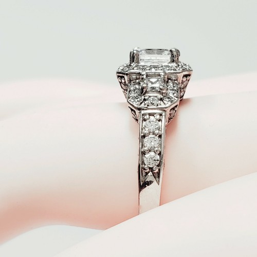 3.50 CT Cushion, Round & Princess Cut Diamond Engagement Ring GIA Certified - Picture 3 of 9