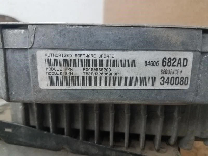 Módulo de control electrónico ECM del motor 2,7 L compatible con 00 CONCORDE 32577 Foto 3 de 3