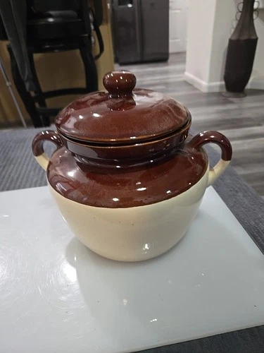 Vintage 8.5 Inch Mccoy Bean Pot.