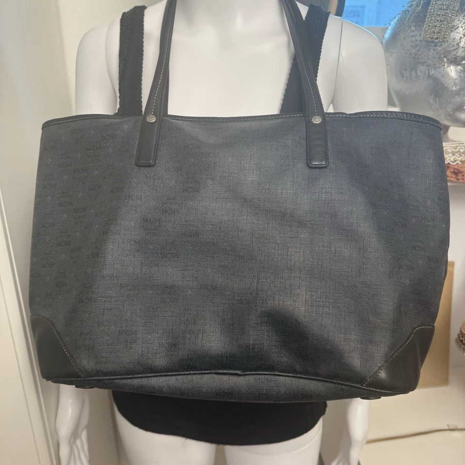 Bolso de Mano MCM Negro y Gris Oscuro Gris Visetos Hombro Shopper AUTÉNTICO Foto 2 de 4