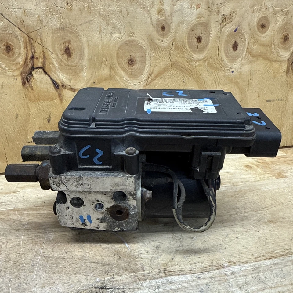 2003 Ford Super Duty  E450 ABS Pump Control OEM 2C24-2C346-EC Anti Lock Brake - Image 4 of 4