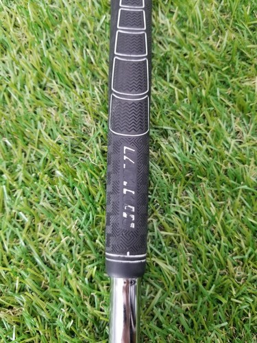 2018 TAYLORMADE MILLED GRIND WEDGE BLACK 52*/HB12 STIFF DYNAMIC GOLD 35" FAIR - Picture 8 of 9