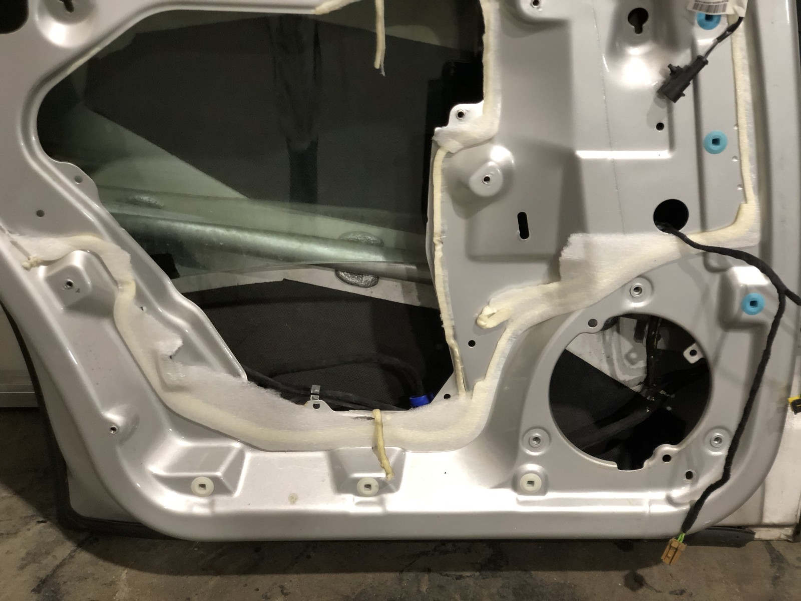 03-13 Maserati Quattroporte M139 Rear Left Driver Door Assembly GRIGIO TOURING