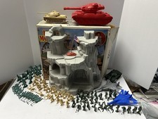 Tim Mee Toy Battle Mountain 89 Piece Play Set with Box Plastic Army Men Soldiers