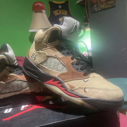 Nike air Jordan Retro 5 Supreme Desert Camo rouge feu noir taille 10,5