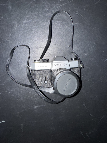 Yashica TL Electro 35mm 1:1.9 Film Camera w/ 50mm Lens - Not Tested as is r18 - Picture 2 of 8