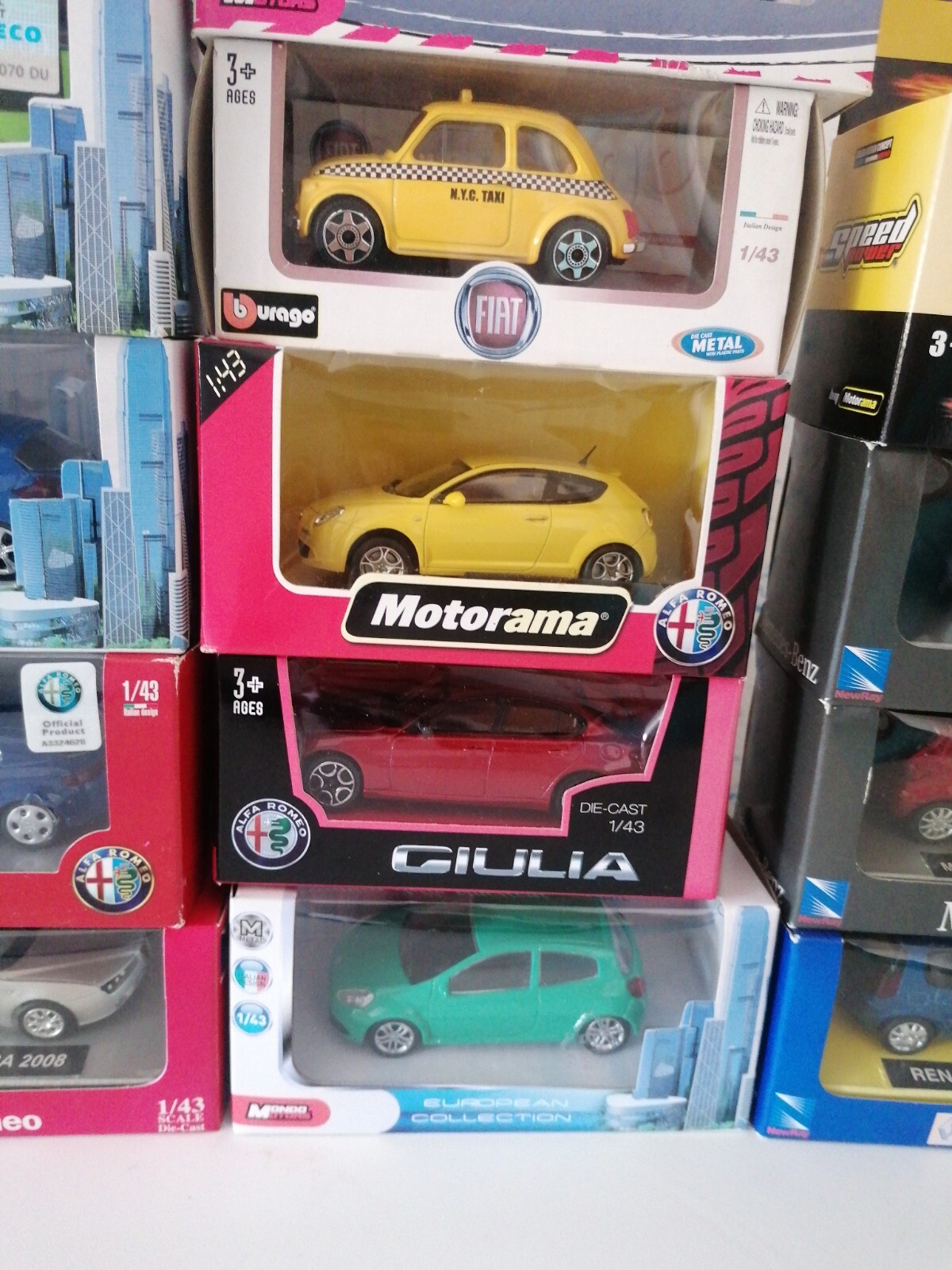 Foto 9 di 12