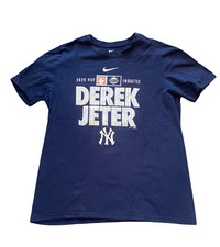 The Nike Tee boys Derek Jeter Yankees tee shirt L 14-16