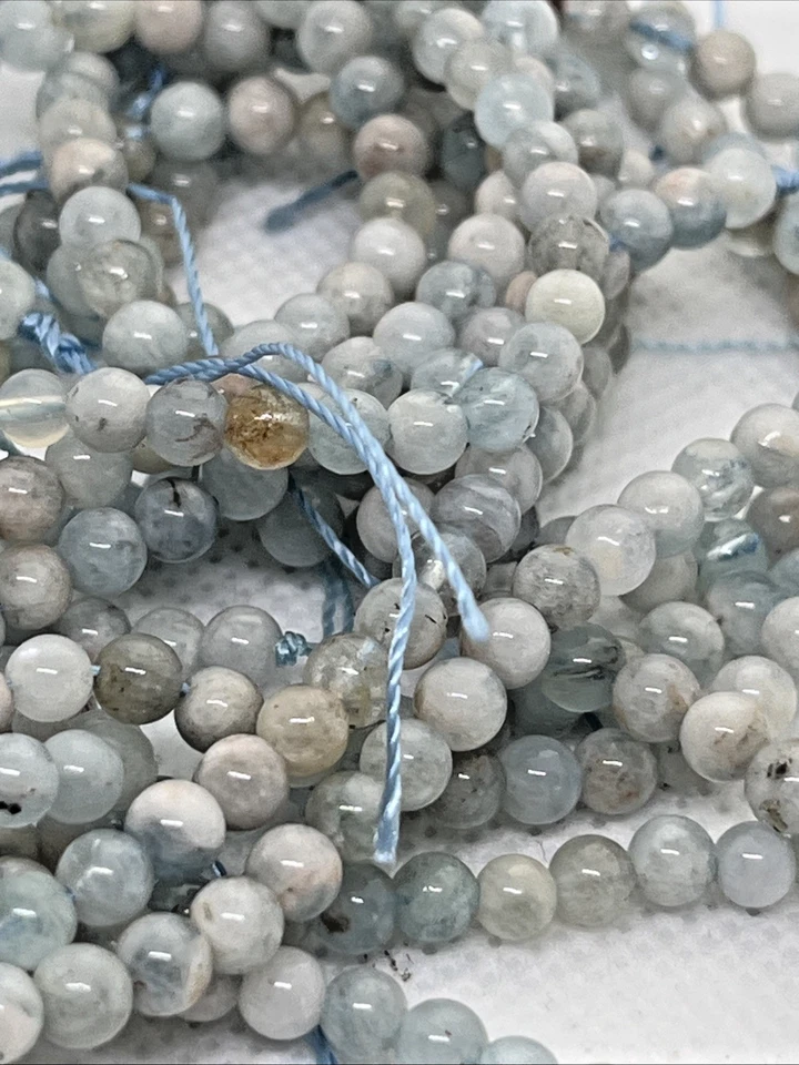 Aquamarin Perlen Mit Loch Rund 100 Stück 4 mm Edelstein Heilstein Kristall DIY - Bild 3 von 4