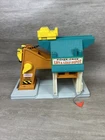Vintage 1976 942 Fisher Price Little People Lift and Load Depot NO accessories