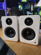 Kanto YU2 Powered Desktop Speakers   White
