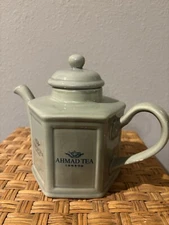 Vintage Teapot Pristine Never Used. Ahmad Tea London,  Incl Free shipping