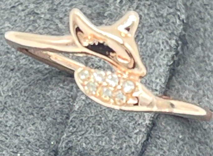 Rose Gold Thin Fox Band Ring with Clear Crystals Size 8-image