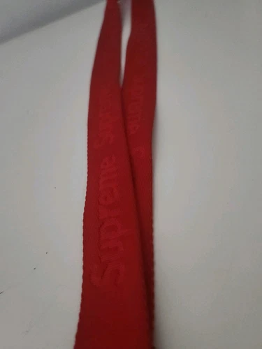 Porte clés lanière nylon SS16 Supreme rouge
