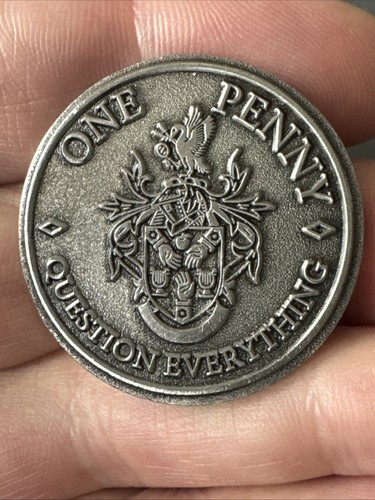 The Fat Duck At Bray - Established 1995 - One Penny Token -“Question Everything” - Picture 3 of 5