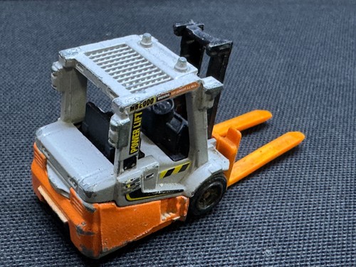 Matchbox Power Lift Scale 1:64 - Picture 4 of 9