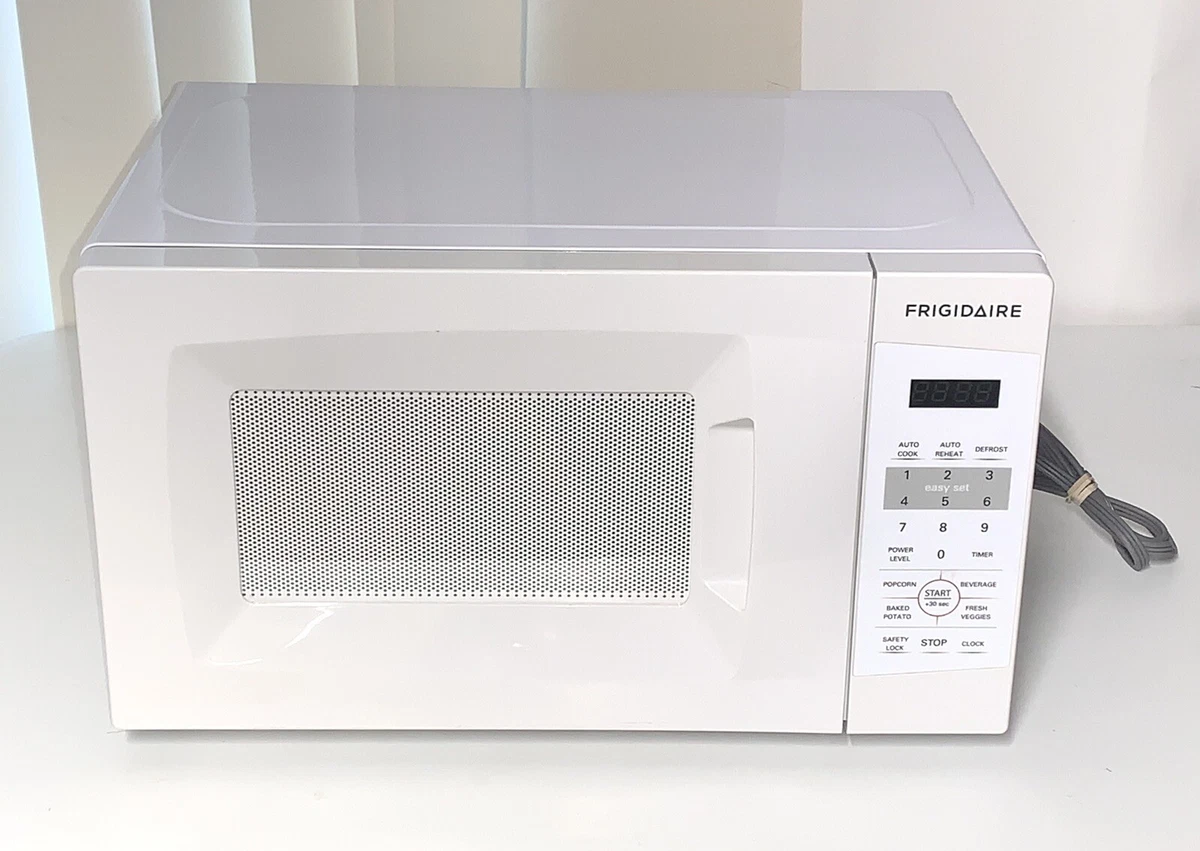 Frigidaire FFCM0724LW Microwave Oven 700 Watts 19 Inch MINT | eBay