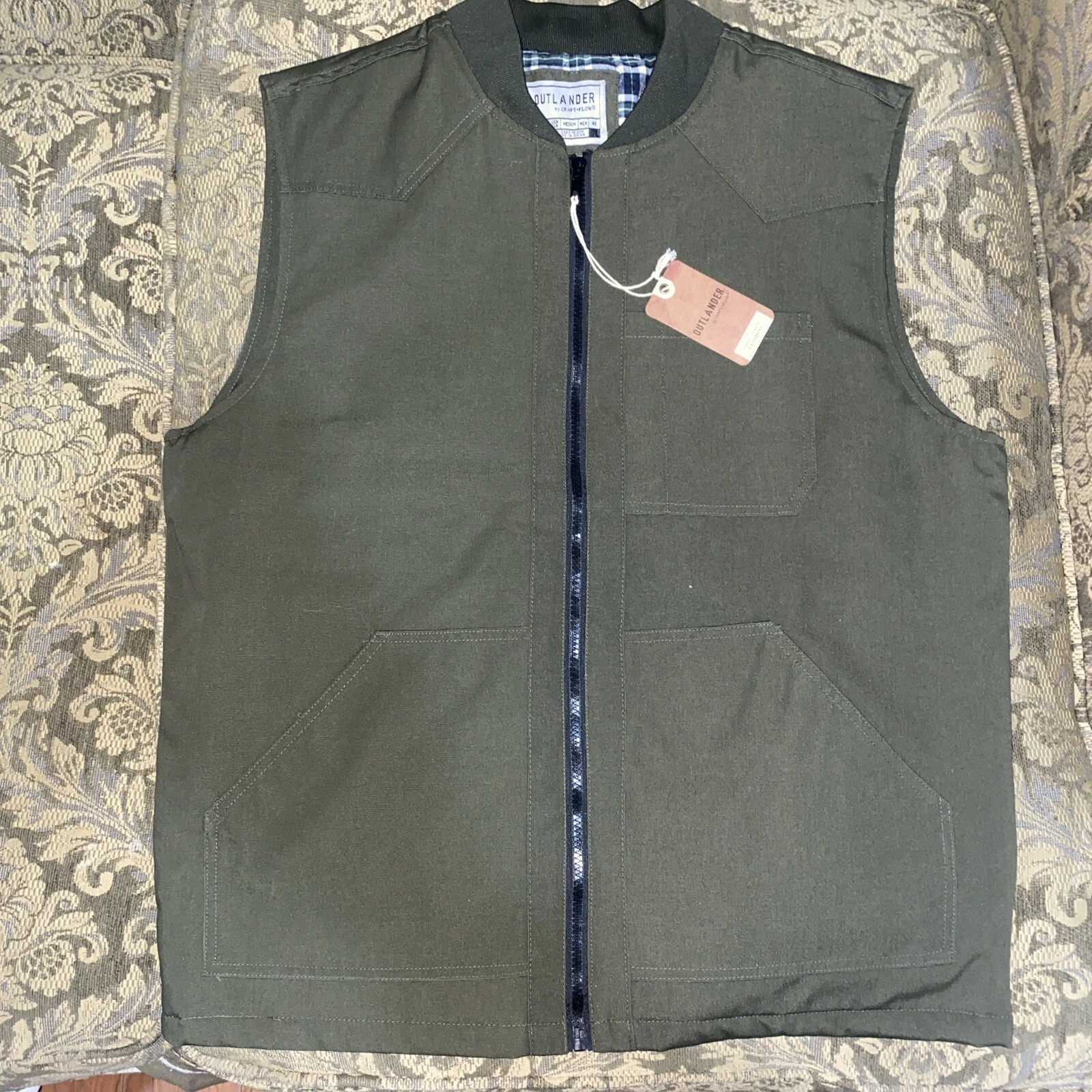 NWT Outlander Vest Mens M Green Full Zip Hunting/Hiking Pockets Flannel Lined