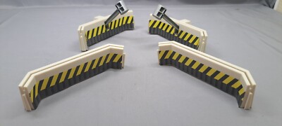 BattleBots Hexbug Arena Pro Walls Replacement Parts Corner w hammer - LOT OF 4