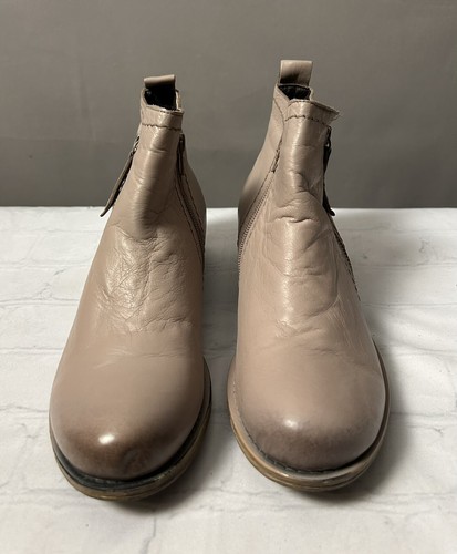 Spring Step Oziel Women's Bootie Size 39 EU 8.5 US Leather Boot Padded Insole - Picture 2 of 9