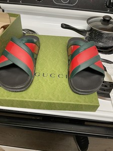 gucci slides men size 9