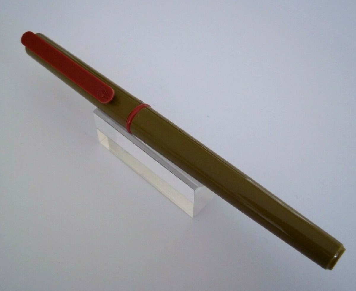 Stylo Plume Waterman Vintage Des Années 70/80 - NEUF De Stock, Jamais Encré, Vert Et Jaune