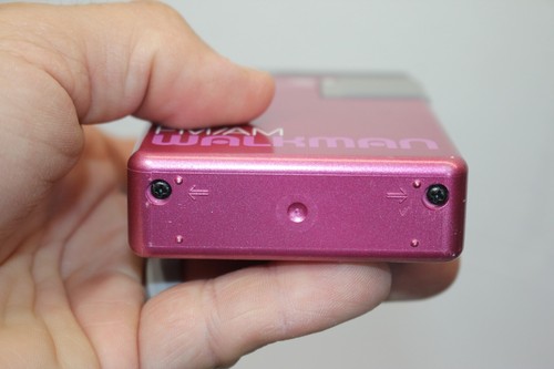 VINTAGE SONY FM/AM PINK WALKMAN SRF-21W STEREO RADIO - parts/repair!!! DNF! - Picture 9 of 22