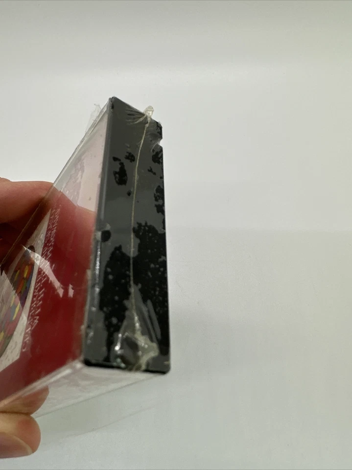 🎄NEW CELEBRATE THE SEASON WITH TUPPERWARE Christmas CASSETTE TAPE VARIOUS 🎄 - Image 3 of 4