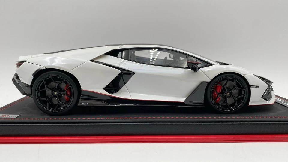MRLAMBO058SE5 MR Collection Lamborghini Revuelto 1/18 - Immagine 4 di 4
