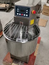 FoodGismo Dough Mixer Kneading Machine Spiral Mixer 60 Liter Bakery 2speed gear