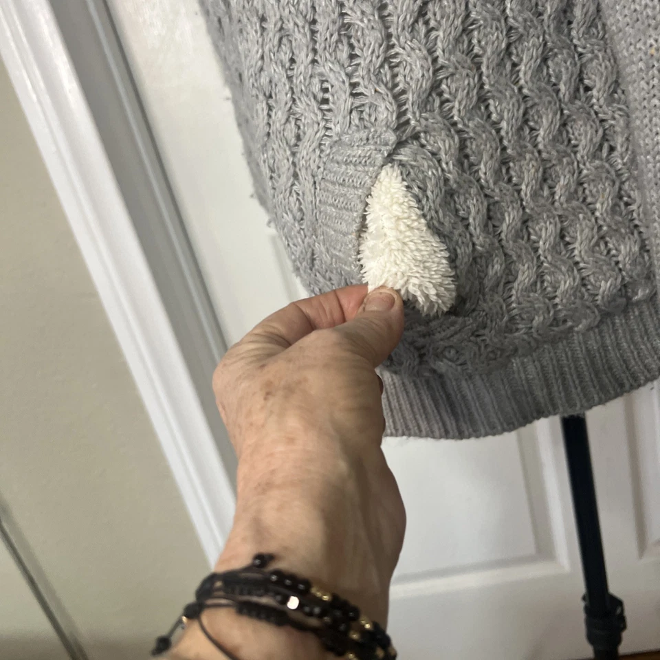 CI SONO BY CAVALINI GRAY/WHITE HEAVY KNIT HOODED SWEATER. WOMEN’S SIZE XL - Image 3 of 4