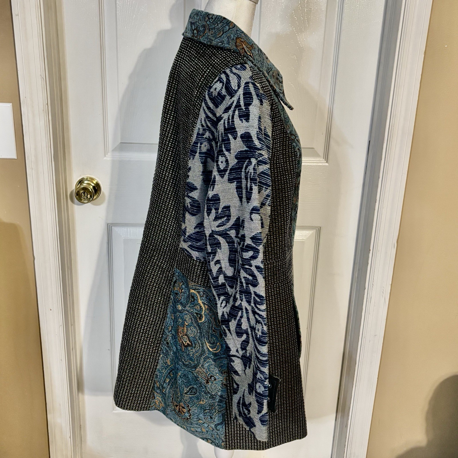 Venus Mixed Print Patchwork Jacquard Embroidered … - image 5