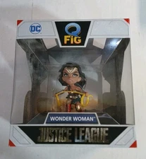 Wonder Woman Lasso Q-Fig Qfig Justice League DC Comics Quantum Mechanix Figure