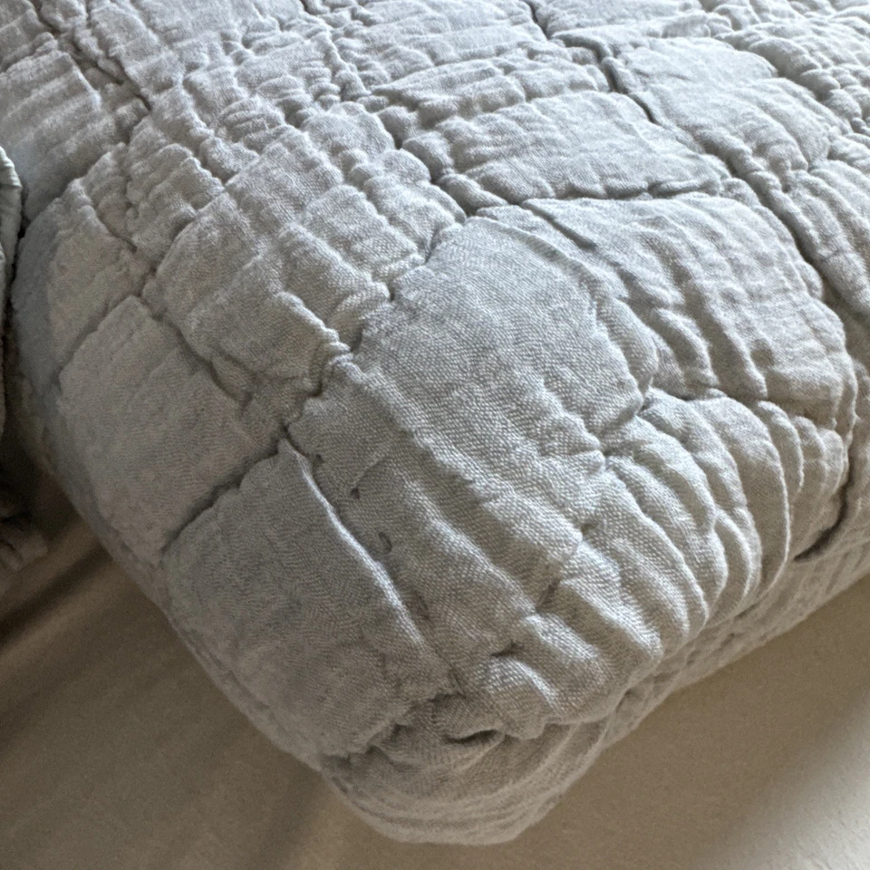 Edredón acolchado Pottery Barn Cloud lino algodón edredón King 2 sham azul cambray Foto 2 de 4