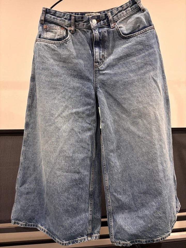 Free People Extra Wide Legs Baggy Jeans  Size 27 Waist 30” - Image 2 of 4