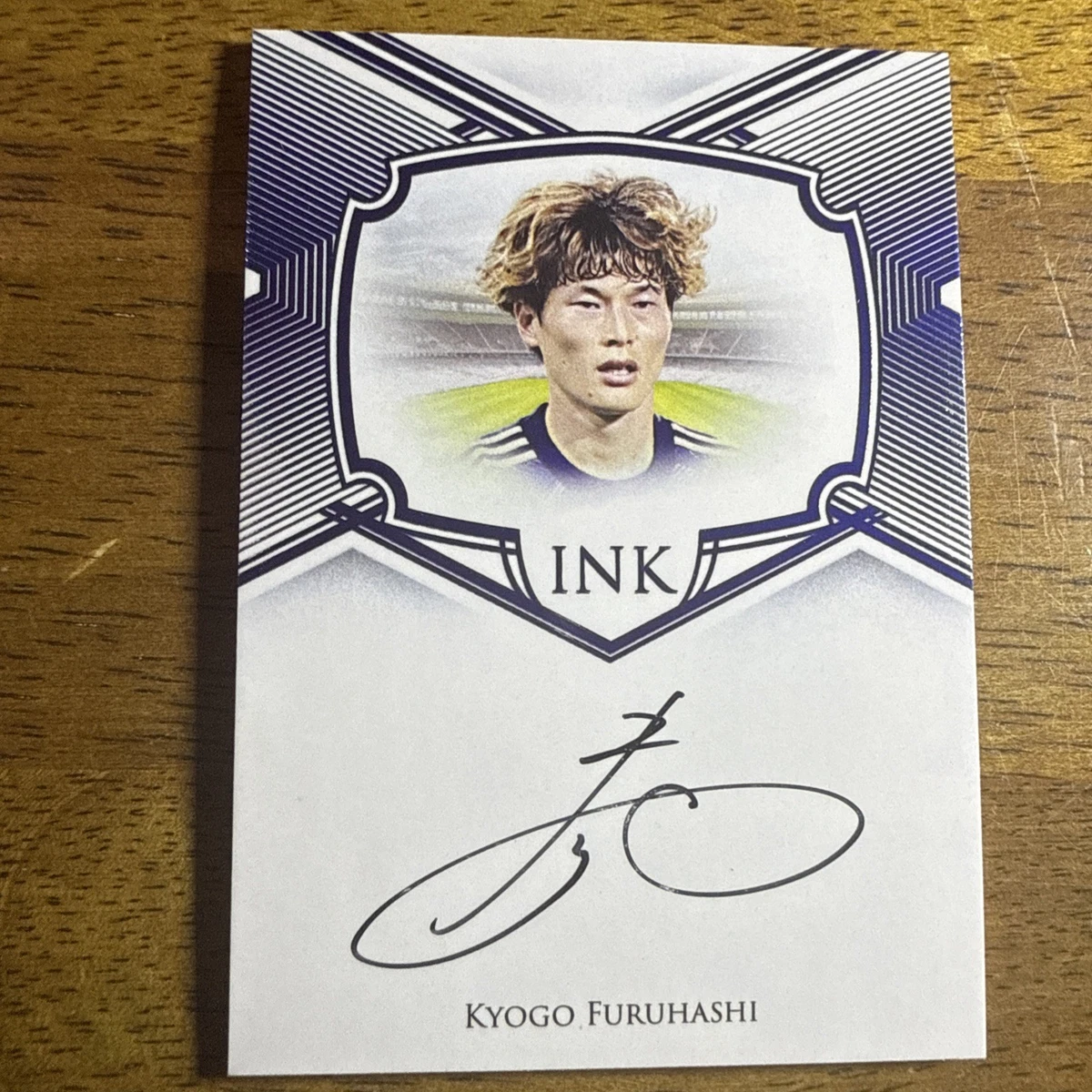 Preços baixos em Futebol Japão Sports Figurinhas e Acessórios | eBay