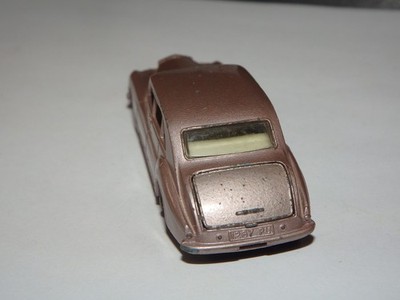 Matchbox #44 Rolls Royce Phantom V color is pinkish tan in