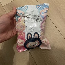 Labubu, VERSIEGELT, Big Into Energy, nagelneue Tasche