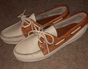 dooney and bourke boat shoes