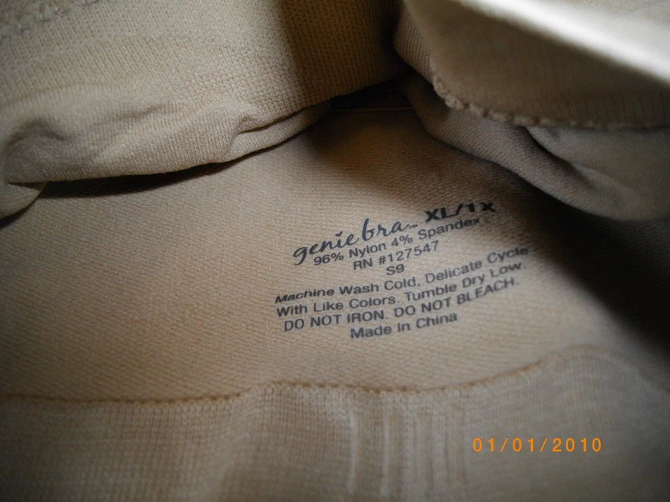 (2) Sujetadores Genie negro y beige nailon spandex Foto 3 de 4