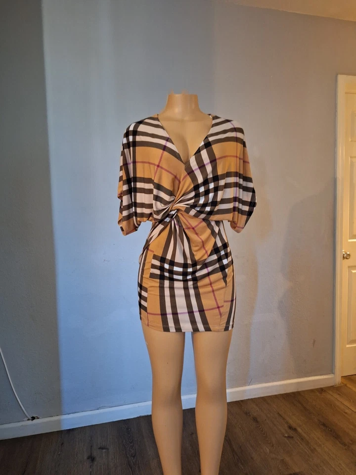  Mini Curvy Dress Size Small  - Image 2 of 4